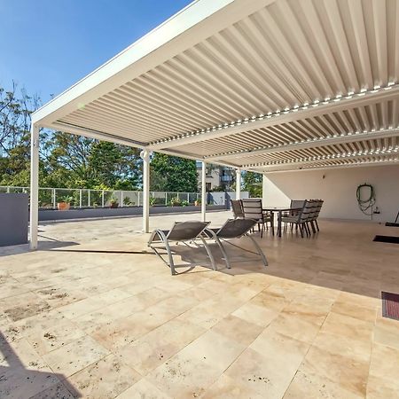 شقة Mantra Aqua, Penthouse 83/1A Tomaree Street خليج نيلسون المظهر الخارجي الصورة