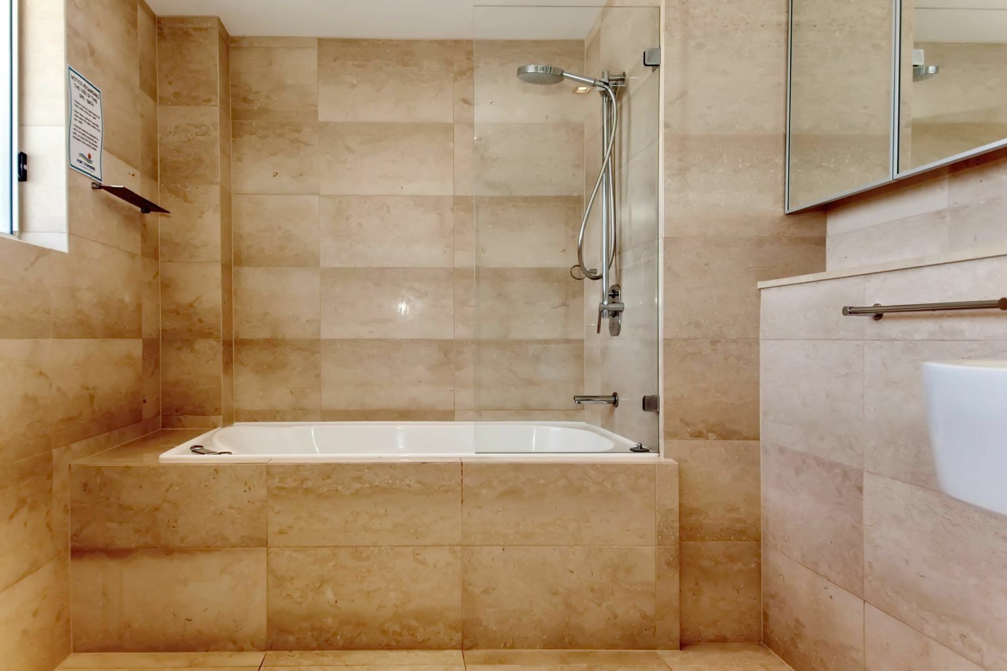 شقة Mantra Aqua, Penthouse 83/1A Tomaree Street خليج نيلسون المظهر الخارجي الصورة
