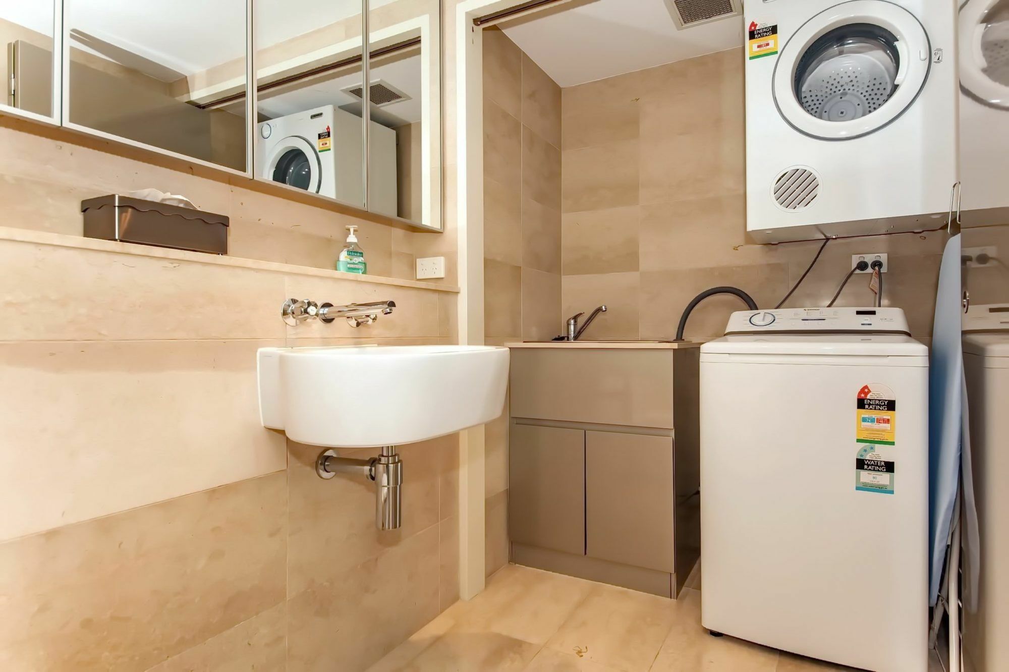 شقة Mantra Aqua, Penthouse 83/1A Tomaree Street خليج نيلسون المظهر الخارجي الصورة